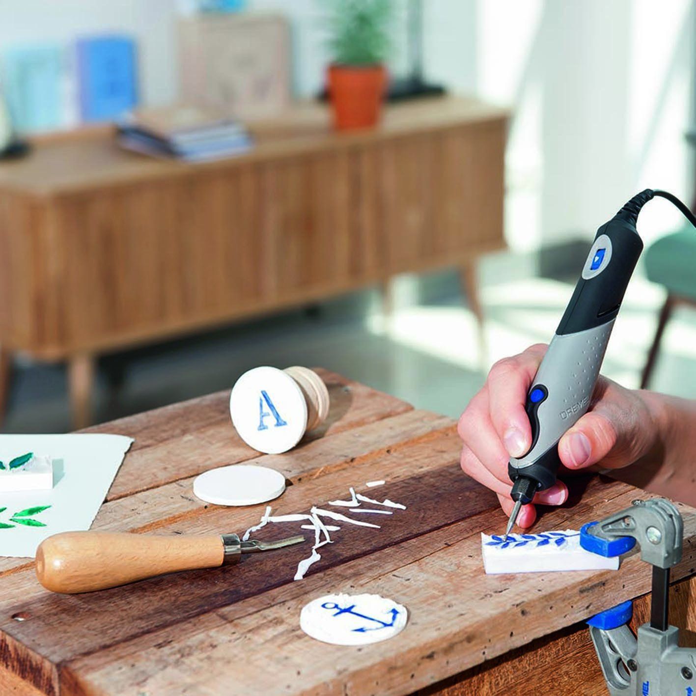 付き合いのある Dremel ドレメル ペン型ミニルーター FINO フィーノ 5段変速 9種11ピース入り 最大22000回転 分 リューター 彫刻 削り出し 汚れ落とし 磨き 研磨