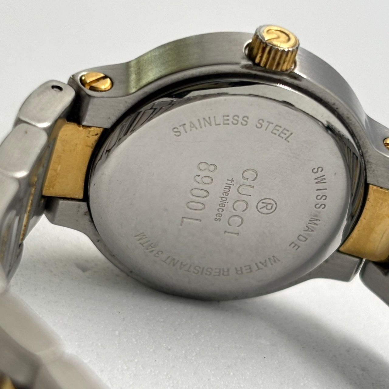 GUCCI - 稼働 GUCCI 腕時計 8900L グレー デイト 新品電池 1139