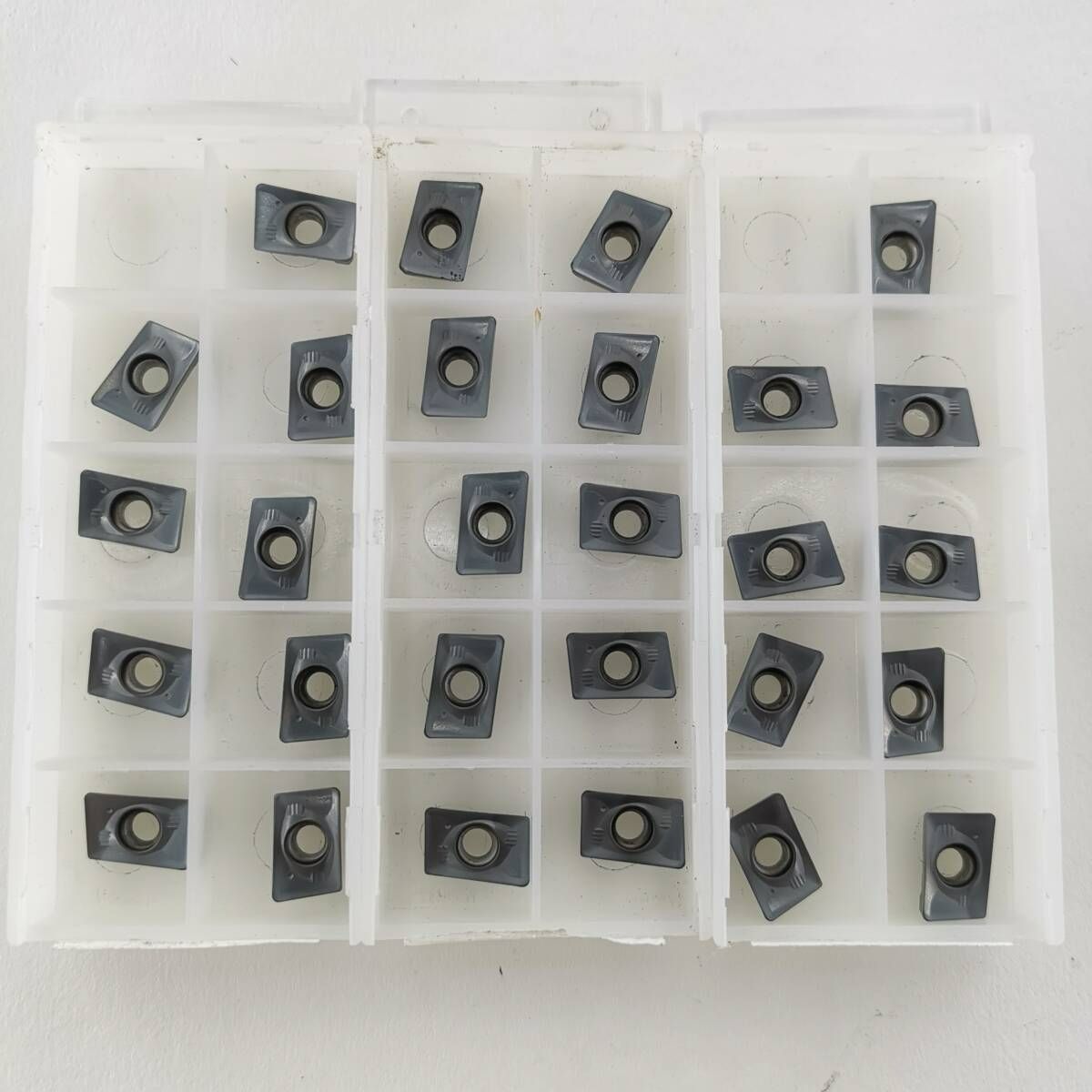 未使用保管品 MOLDINO 日立ツール チップ フライス切削用