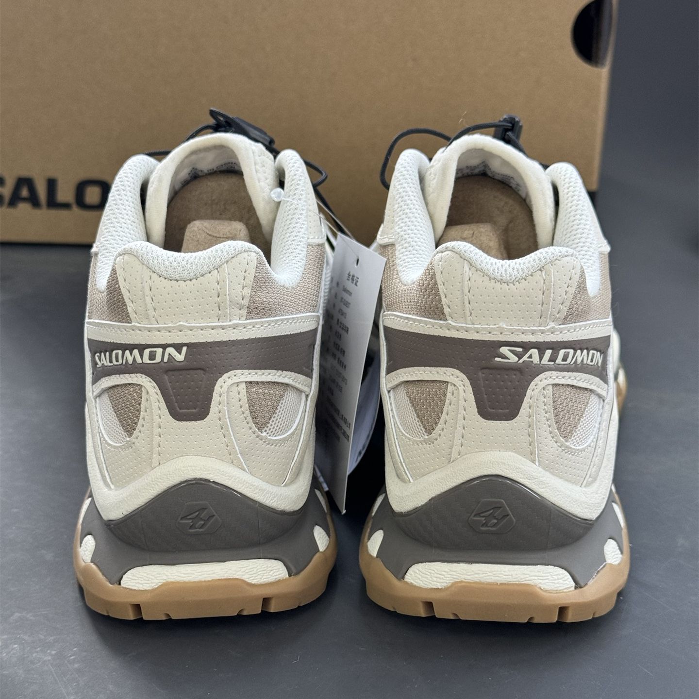 Salomon XT-Quest ADV”Beige 耐摩耗アウトドアクロスカントリーランニングシューズ