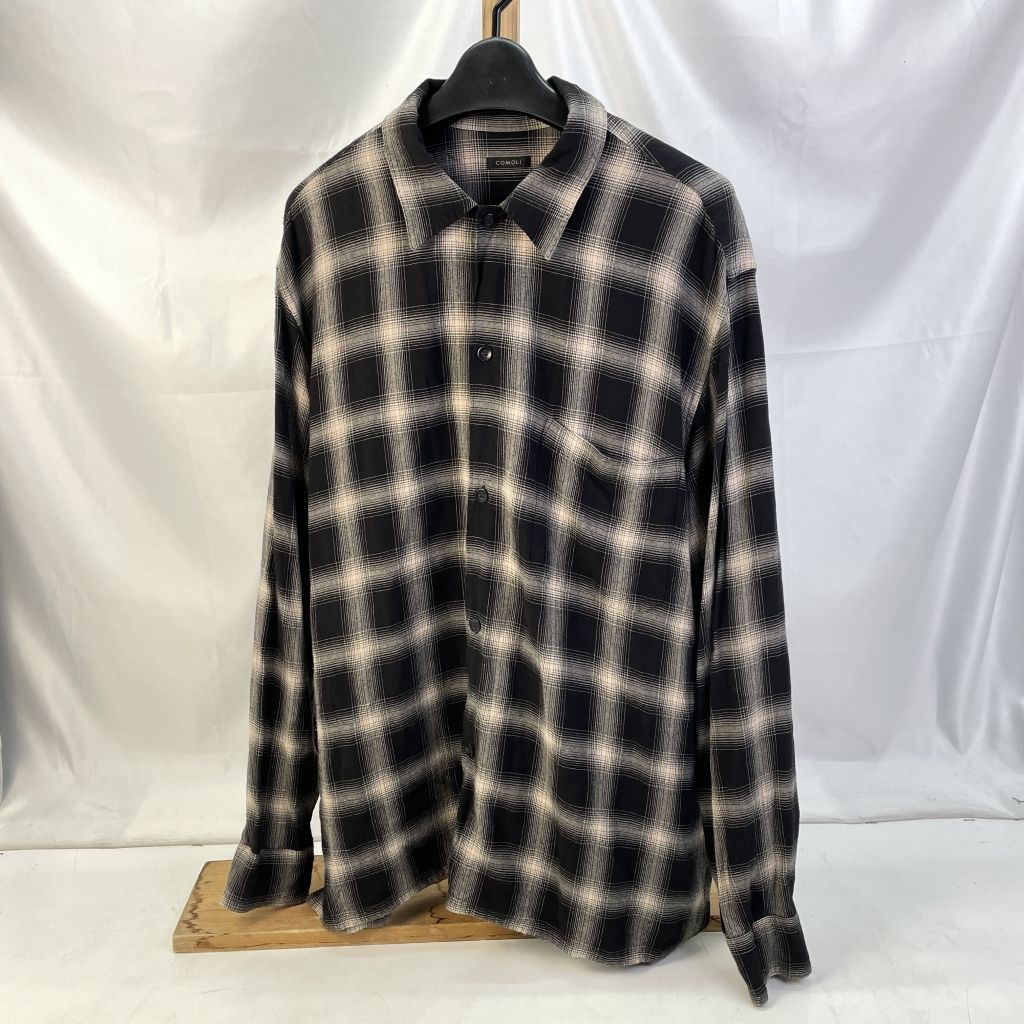 01w-0407 COMOLI コモリ   レーヨンチェック オープンカラーシャツ  サイズ２ ブラック 長袖シャツ メンズ  レーヨン  X01-02008  【中古品】