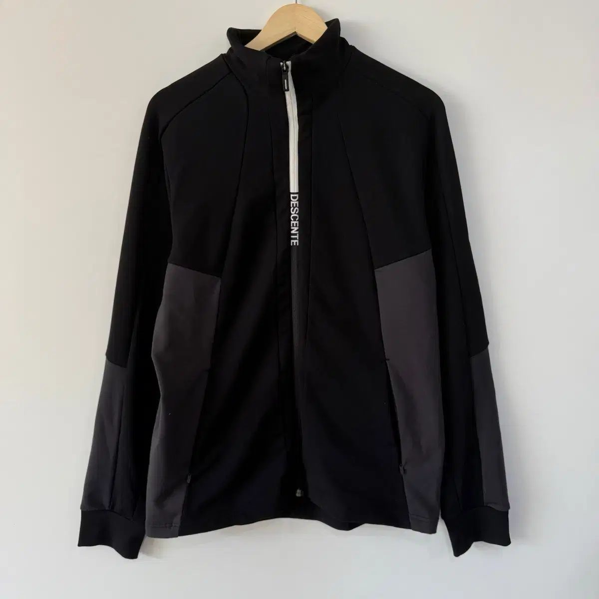 511 DESCENTE(デサント) ジップアップ