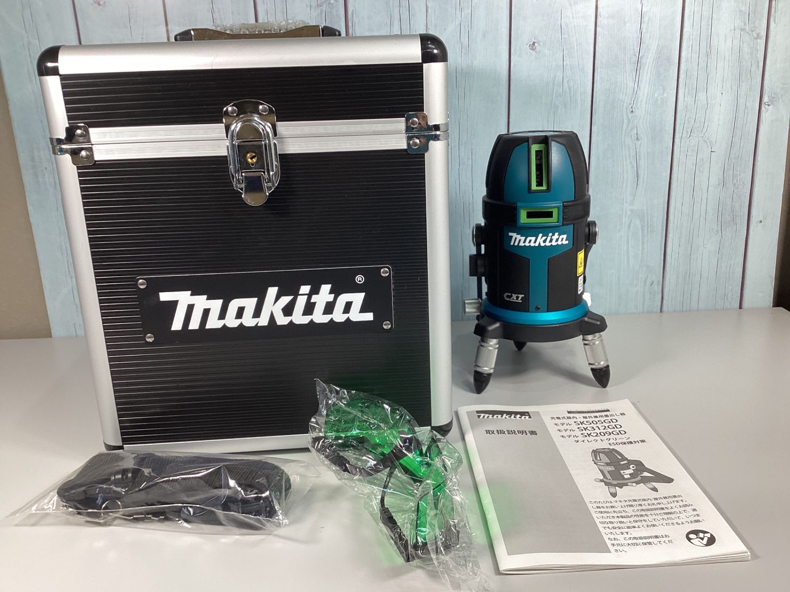 ◇makita/マキタ SK312GDZ 高輝度グリーンレーザー充電式 屋内・屋外用 