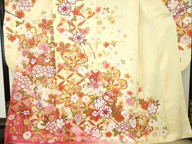 平和屋着物○豪華振袖 舞桜 花手毬 暈し染め 金彩 正絹 逸品