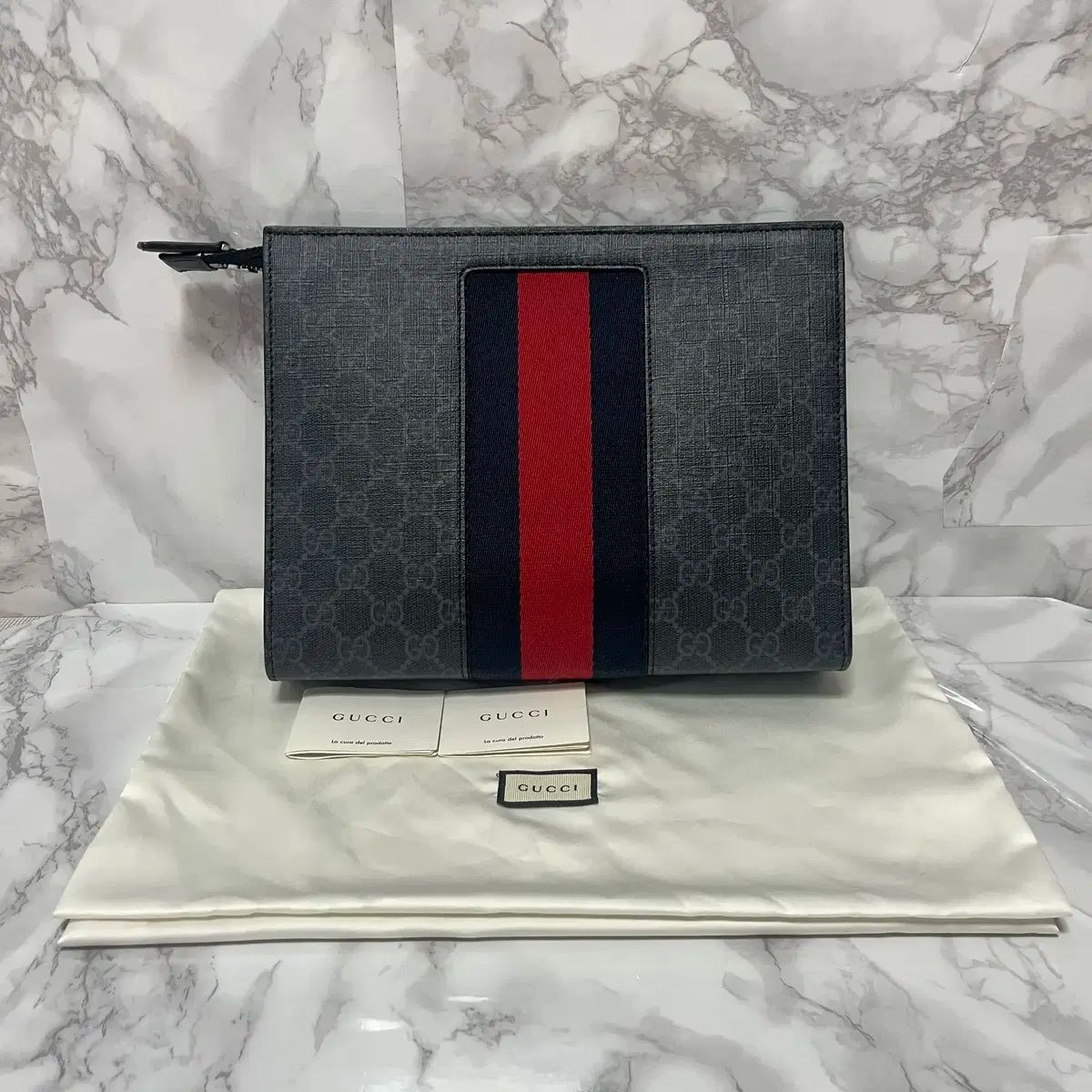 OS グッチ GG シュプリーム クラッチバッグ