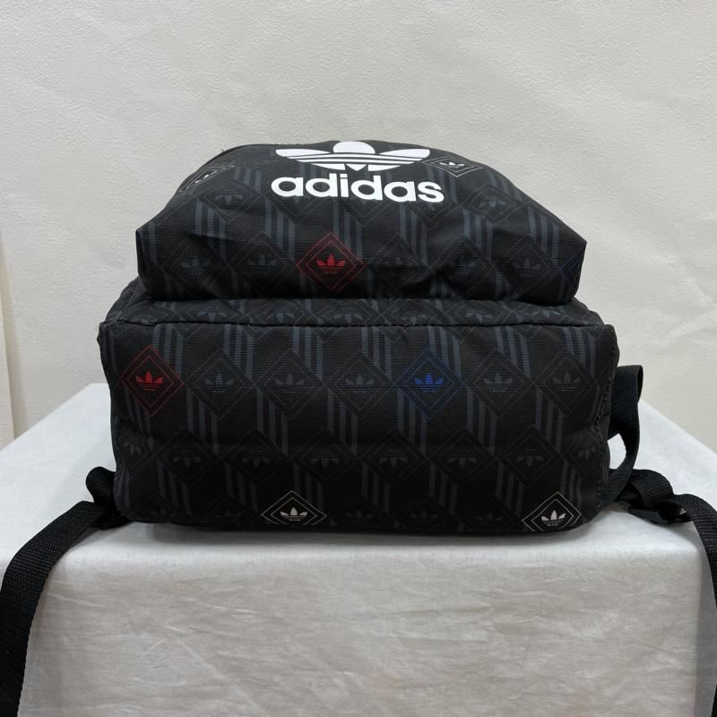 adidas アディダス モノグラム バックパック 総ロゴ リュック 22L