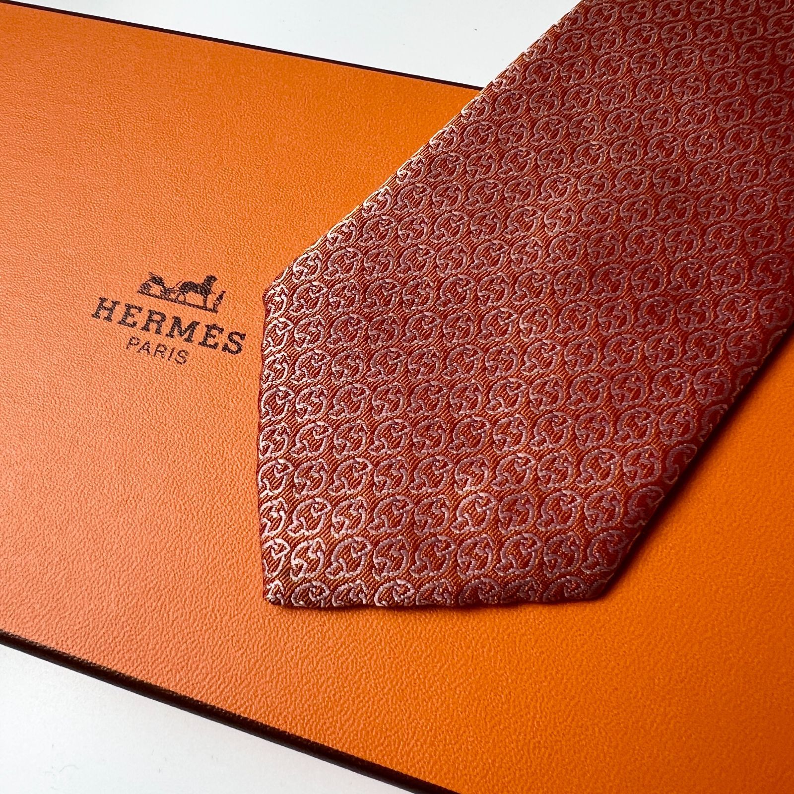 美品 エルメス HERMES ネクタイ シルク100% フランス製 オレンジ系