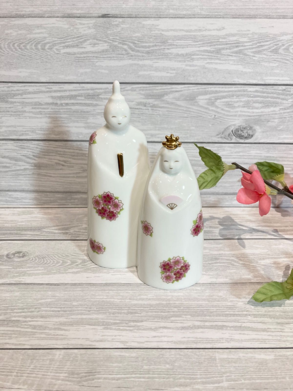 新品】ノリタケ ひな人形 立雛 雛人形 手のひらサイズ 桃の花 お雛様