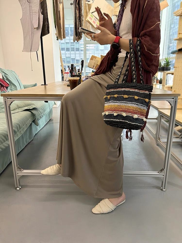 リヨセルストレッチドレープスカート