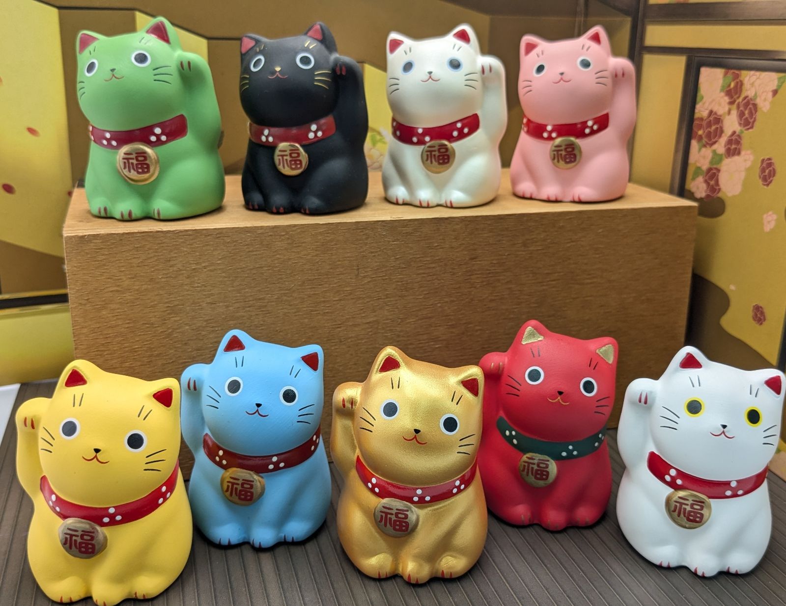 縁起物　招き猫　錦彩福おいで招き猫　小　9種セット