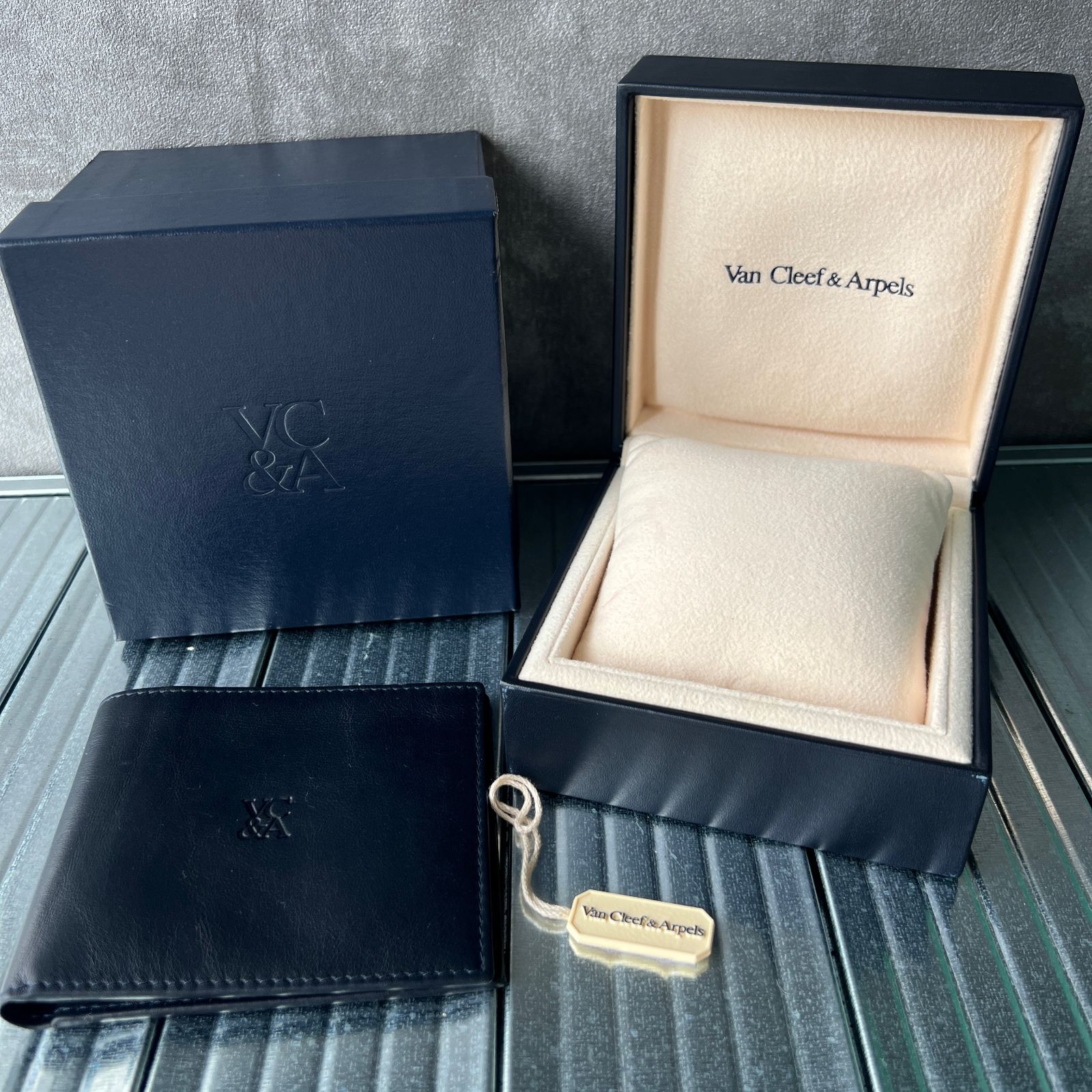 ヴァンクリーフアンドアーペル Van Cleef - Arpels 空箱 時計ケース レザーカードケース付