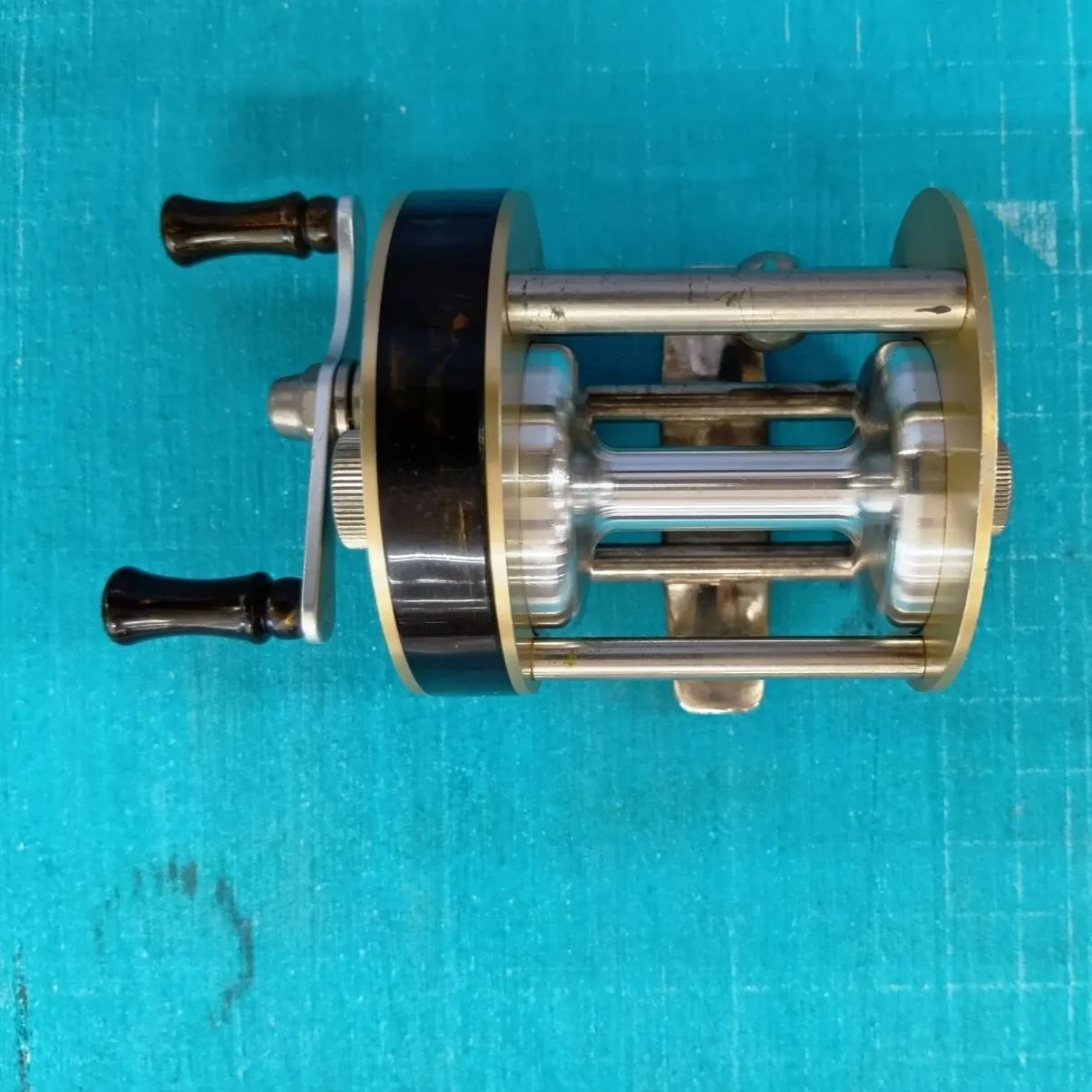 バスポンド リボルバー414 左ハンドル