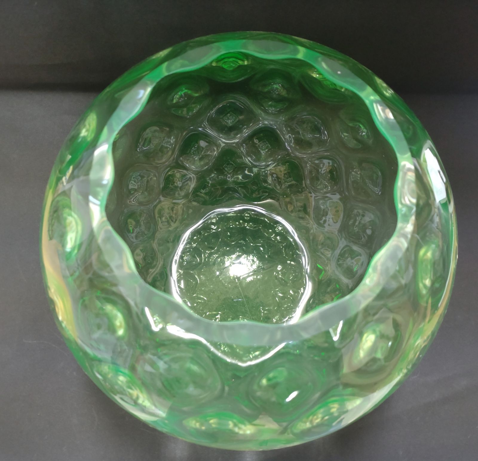 デスナ社 ガラス花瓶 チェコ