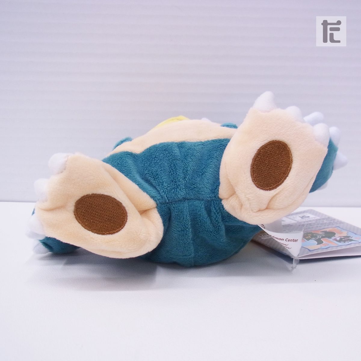 タグ付き カビゴンマニアなピカチュウ ぬいぐるみ レア Amazon.co.jp: ポケモンセンターオリジナル ぬいぐるみ カビゴン