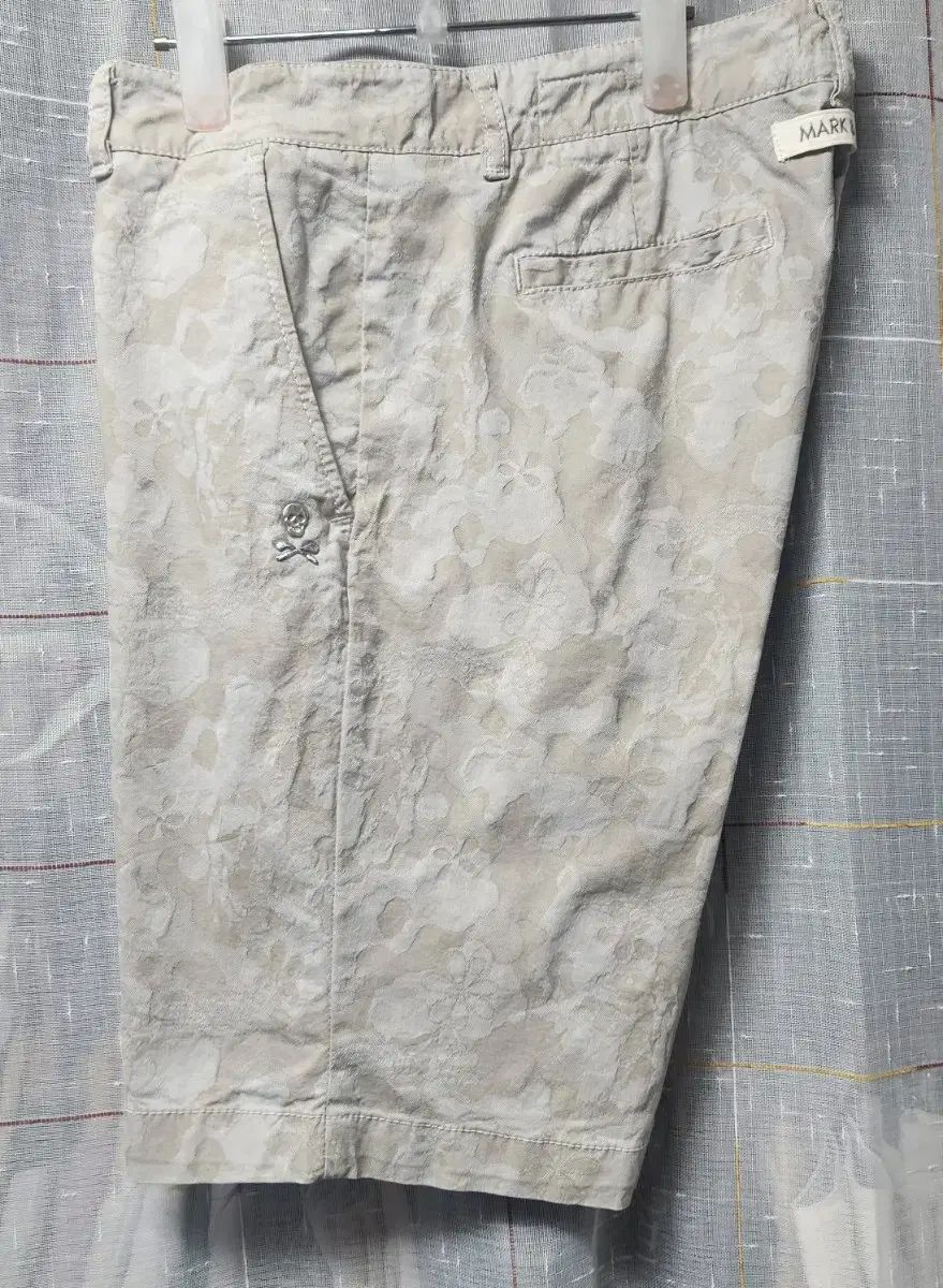 MARK ＆ LONA ゴルフ 半ズボン 34