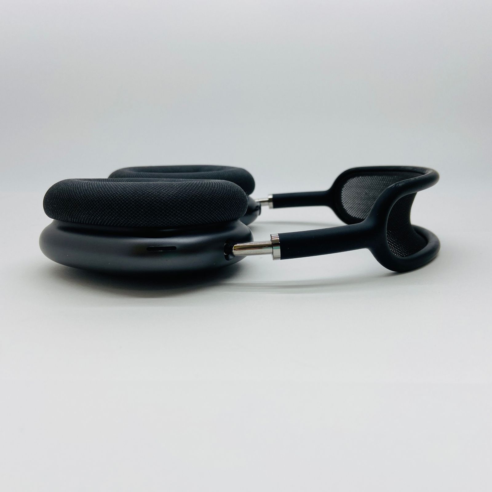 AirPods Max スペースグレイ MGYH3J/A ワイヤレスヘッドホン