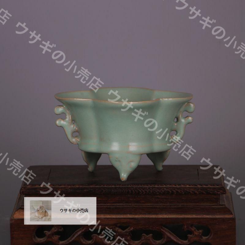 新品・未使用】宋汝窯青釉花口三足 香炉 現代工芸品 美術品 置物