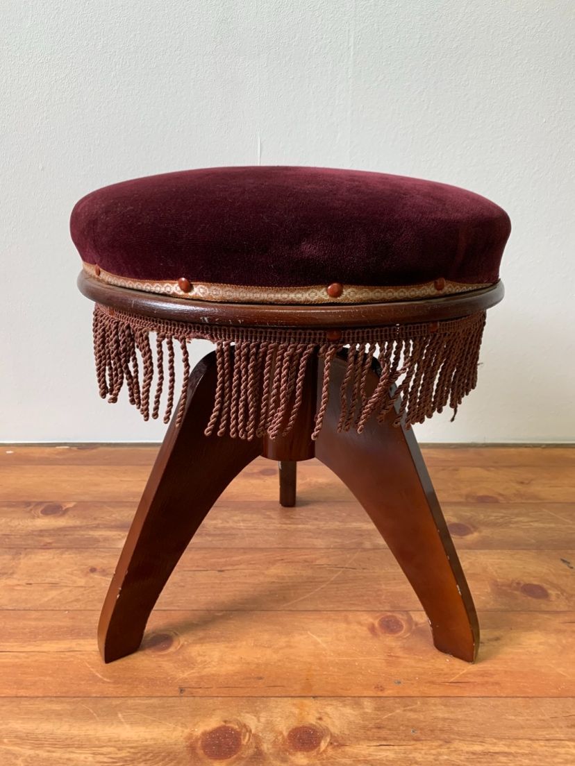 節約 アンティーク調 スツール 椅子 フリンジ付き ワインレッド 幅38