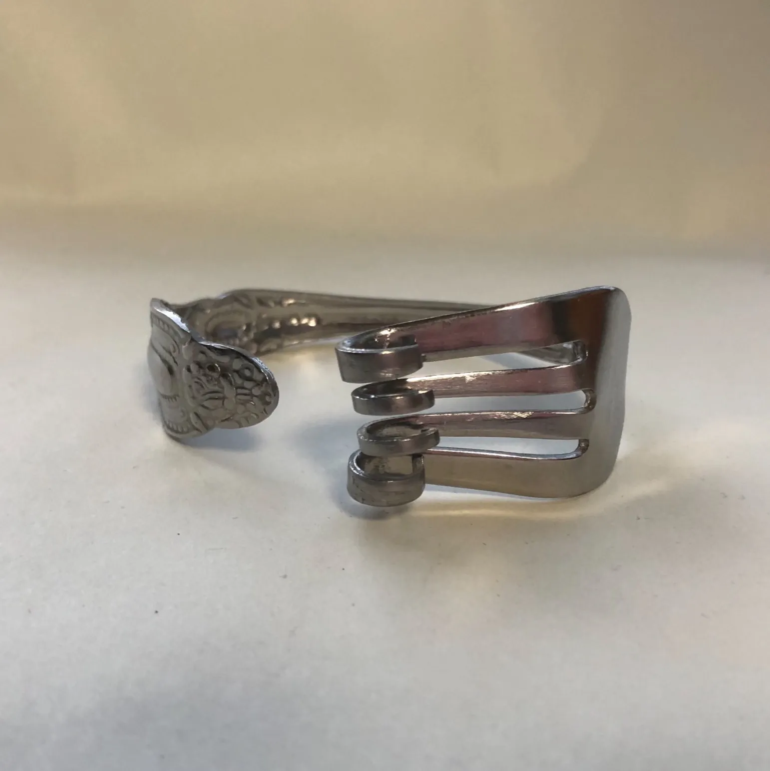 マルジェラ メゾン マルジェラ マルタンマルジェラ フォークバングル 名作 レア 美品 アーティナザル Maison Margiela（旧Maison Martin Margiela） - フォークバングルの