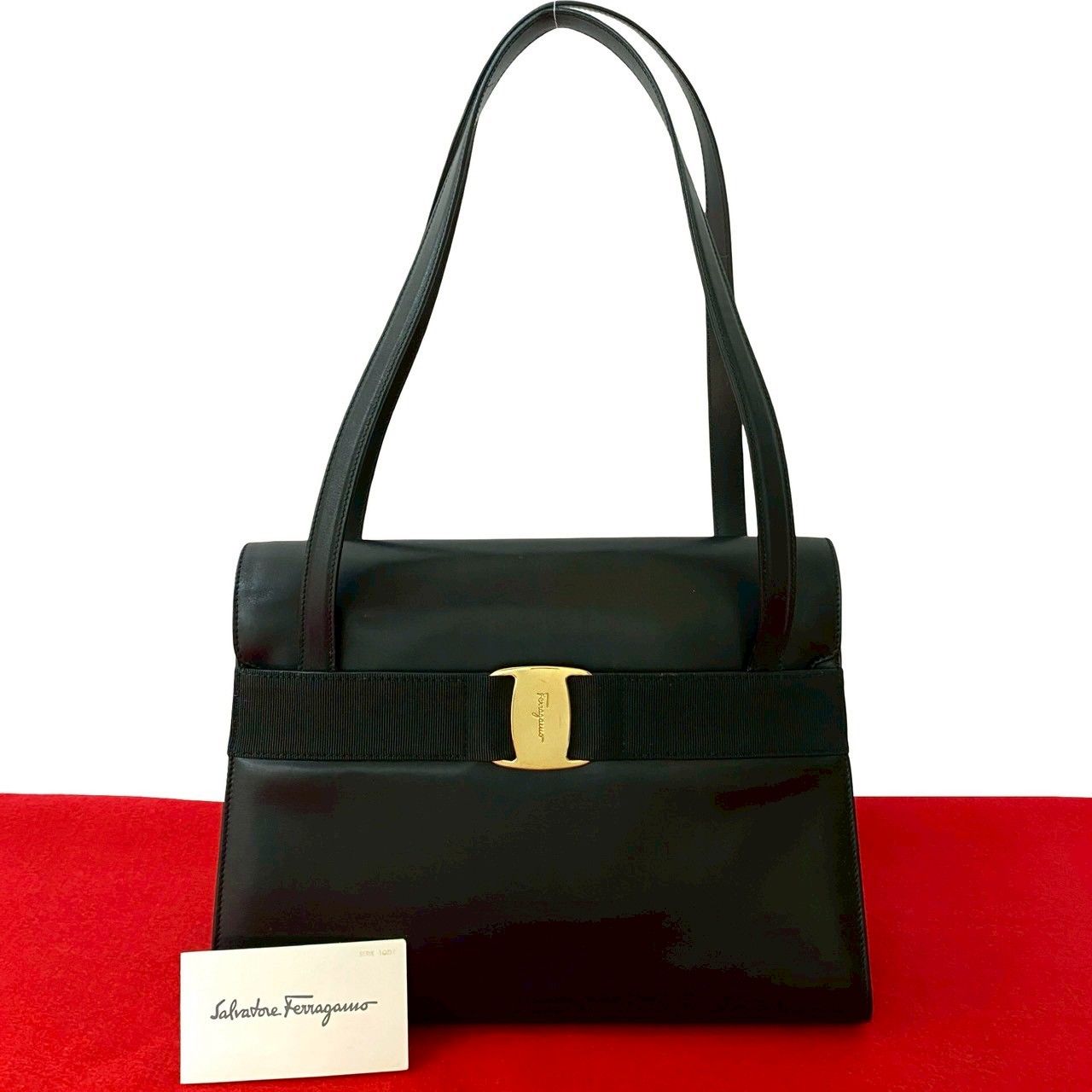 極 美品 Salvatore Ferragamo サルヴァトーレフェラガモ ヴァラリボン 