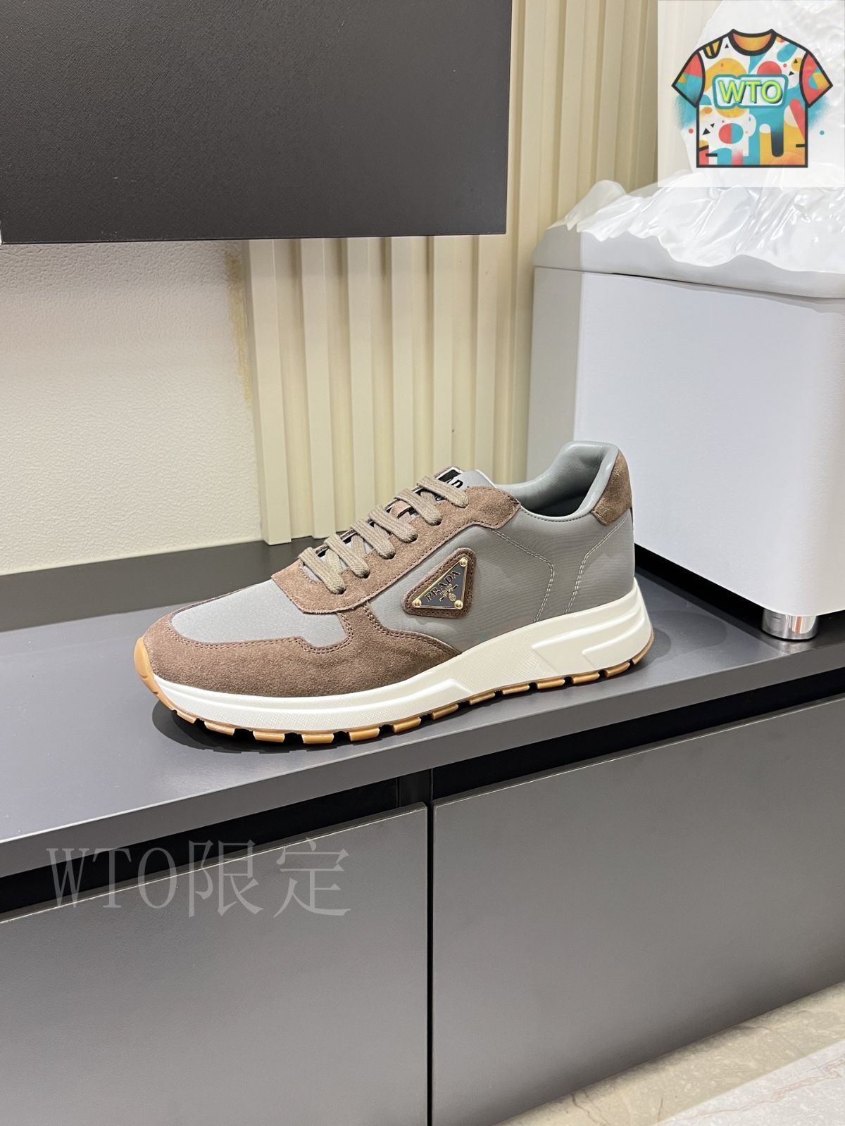 新品☆PRADA スニーカー Prada プラダ カジュアル スニーカー08-XA41 - メルカリ