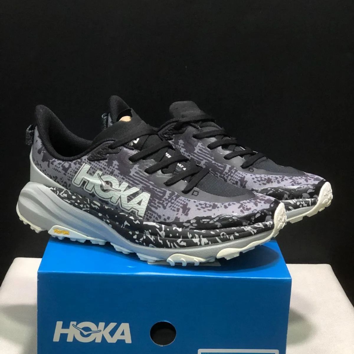 HOKA ONE ONE SPEEDGOAT 6 極厚ミッドソールのクッション性と軽量設計 