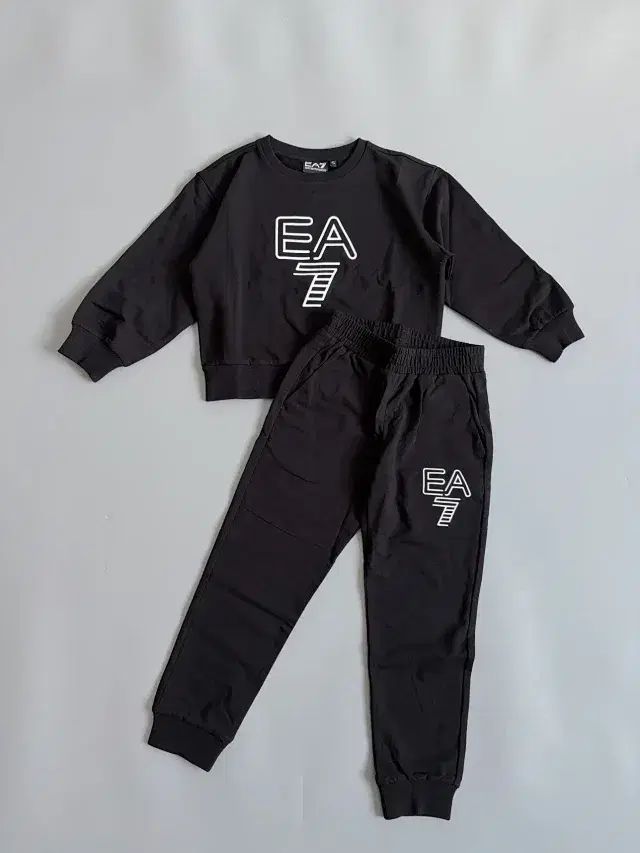 ARMANI アルマーニ