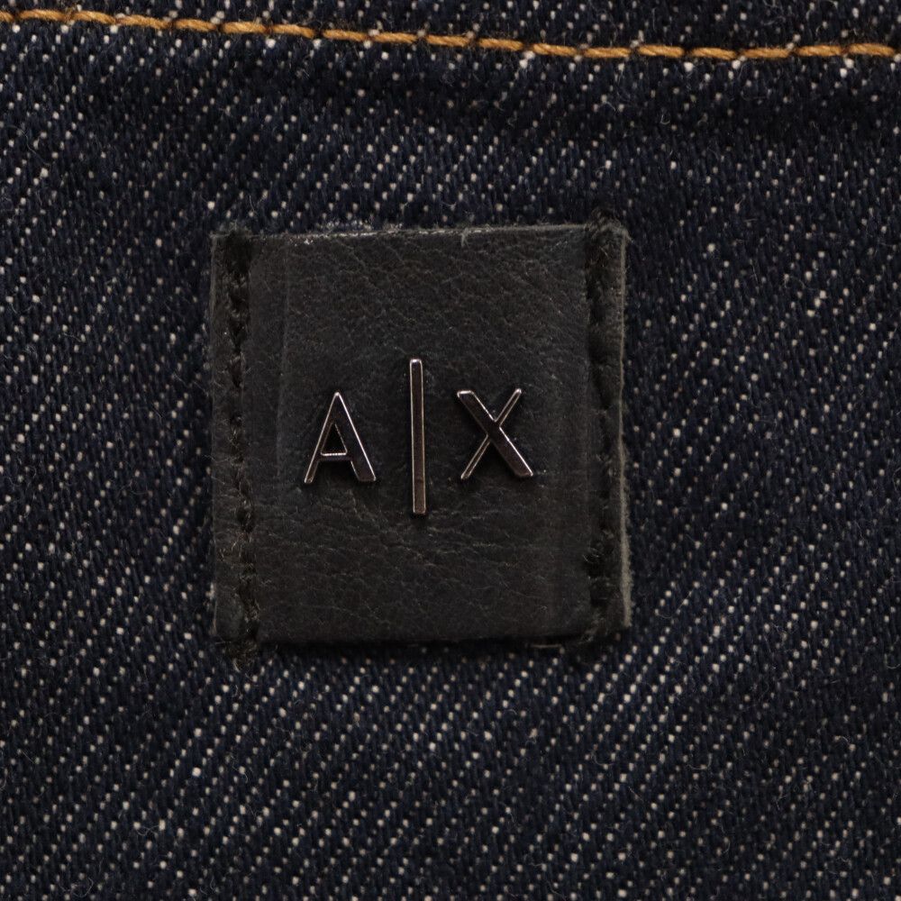 AX ARMANI EXCHANGE (アルマーニ エクスチェンジ) ロゴレザーパッチデニムパンツ インディゴ