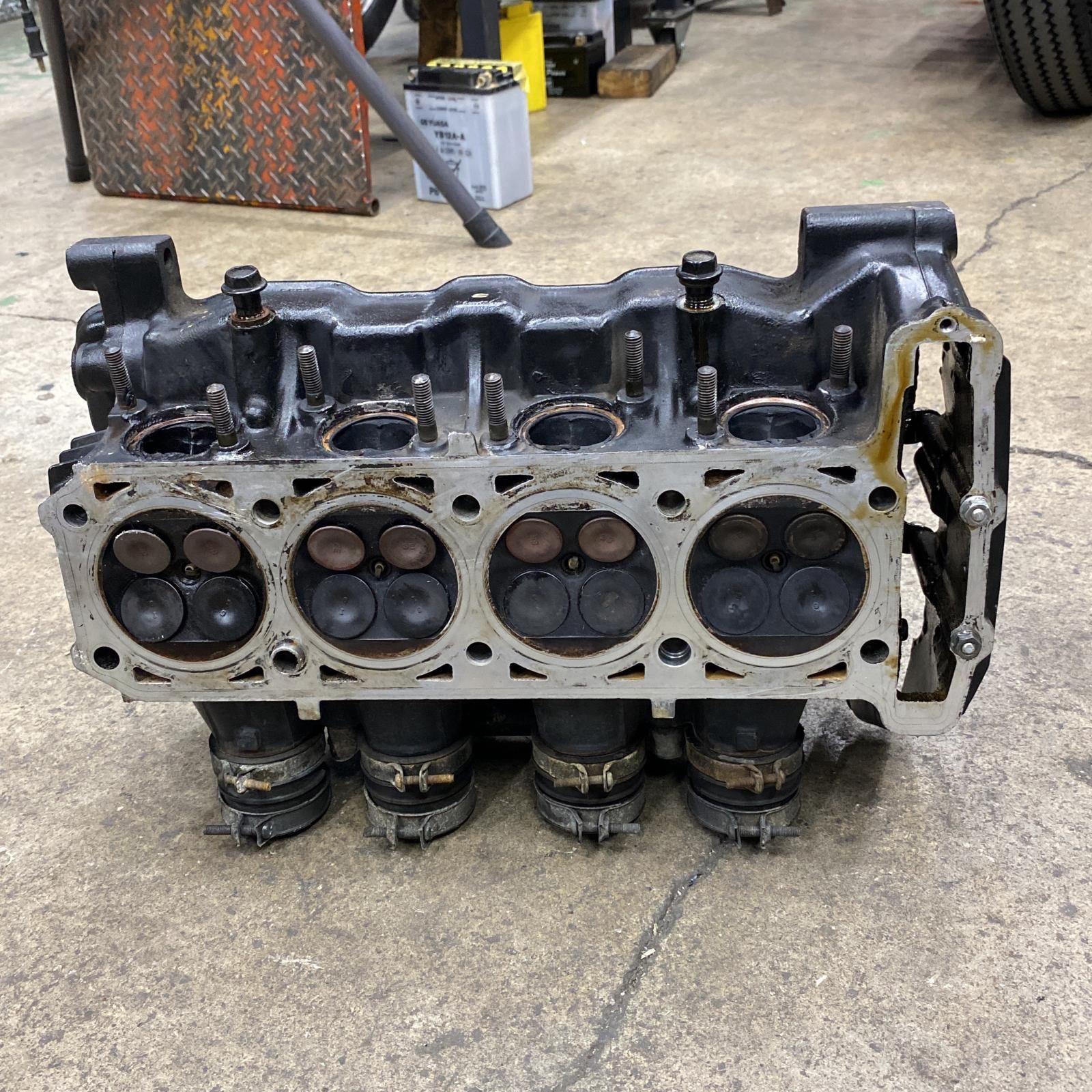 KAWASAKI GPZ1000RX シリンダーヘッド ASSY カワサキ - メルカリ