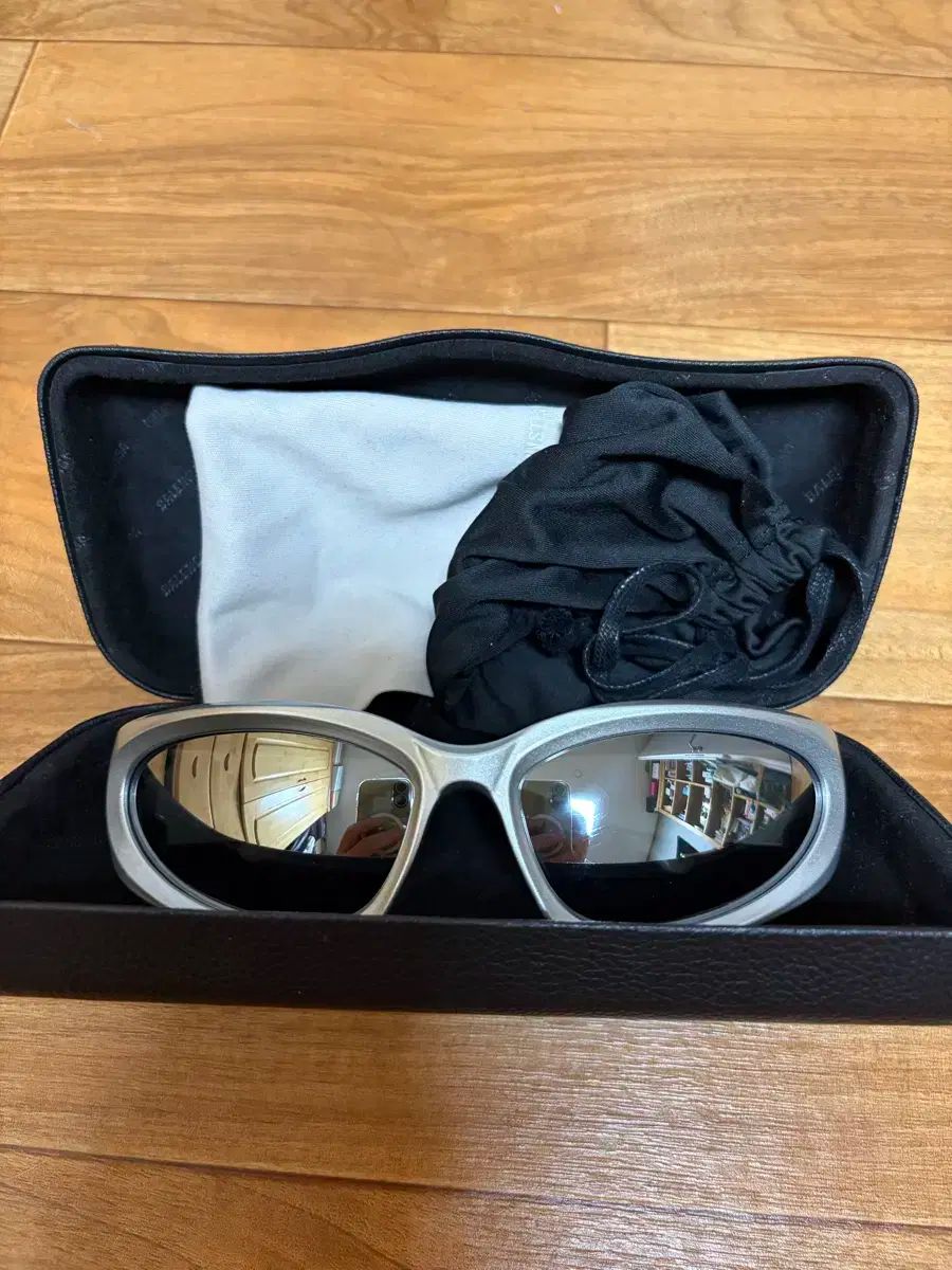 BALENCIAGA SWIFT OVAL サングラス COOL！◇Swift Oval サングラス