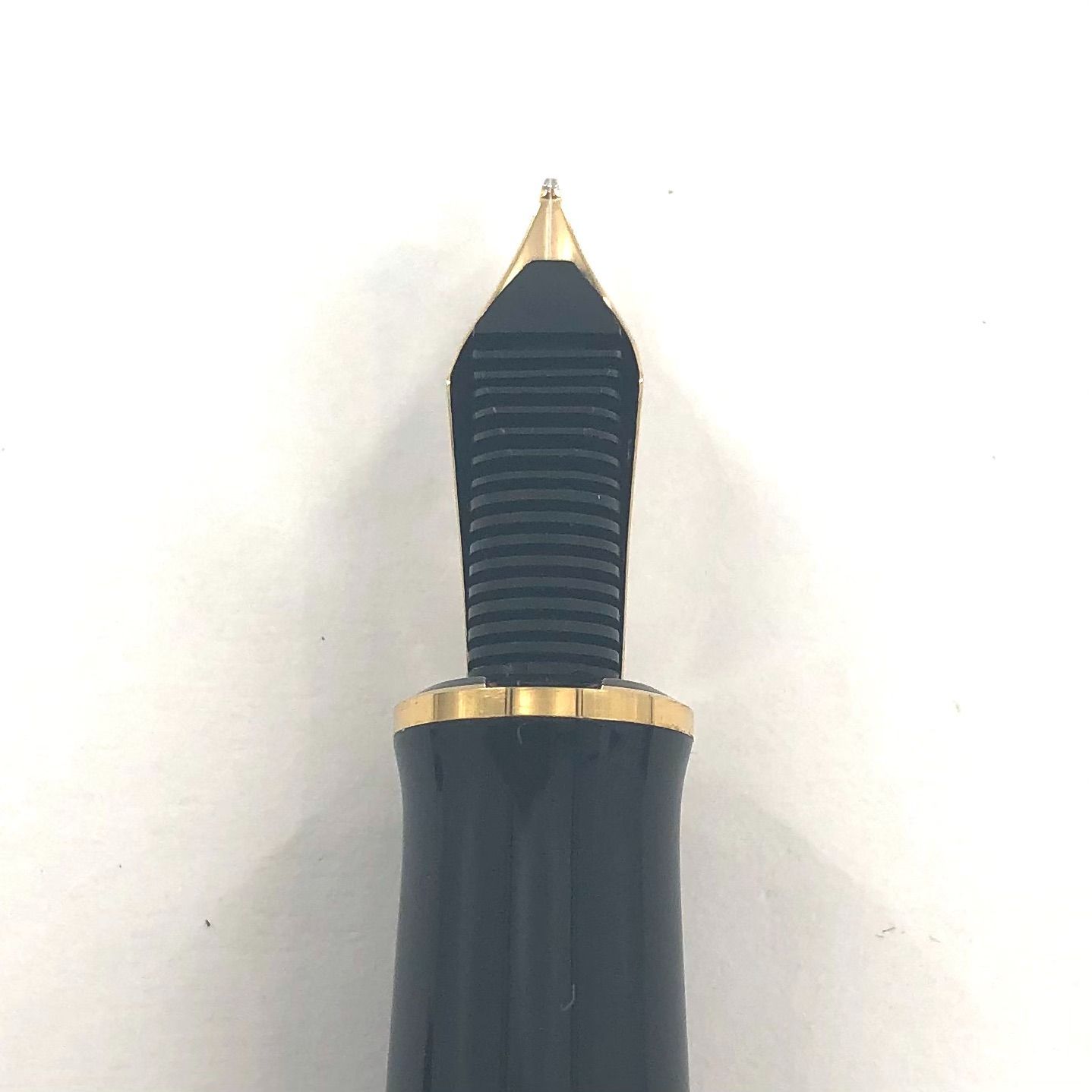 PELIKAN ペリカン 万年筆 SOUVERAN GERMANY スーベレーン ブラック ペン先 14C 585 F 刻印【ND-677】 -  メルカリ