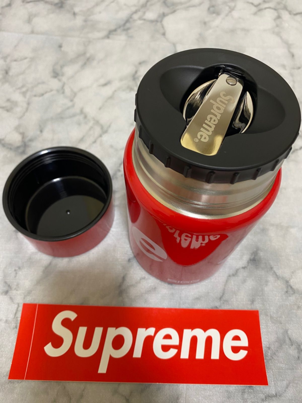 Supreme SIGG 0.75L Food Jar 赤 フードジャー - その他