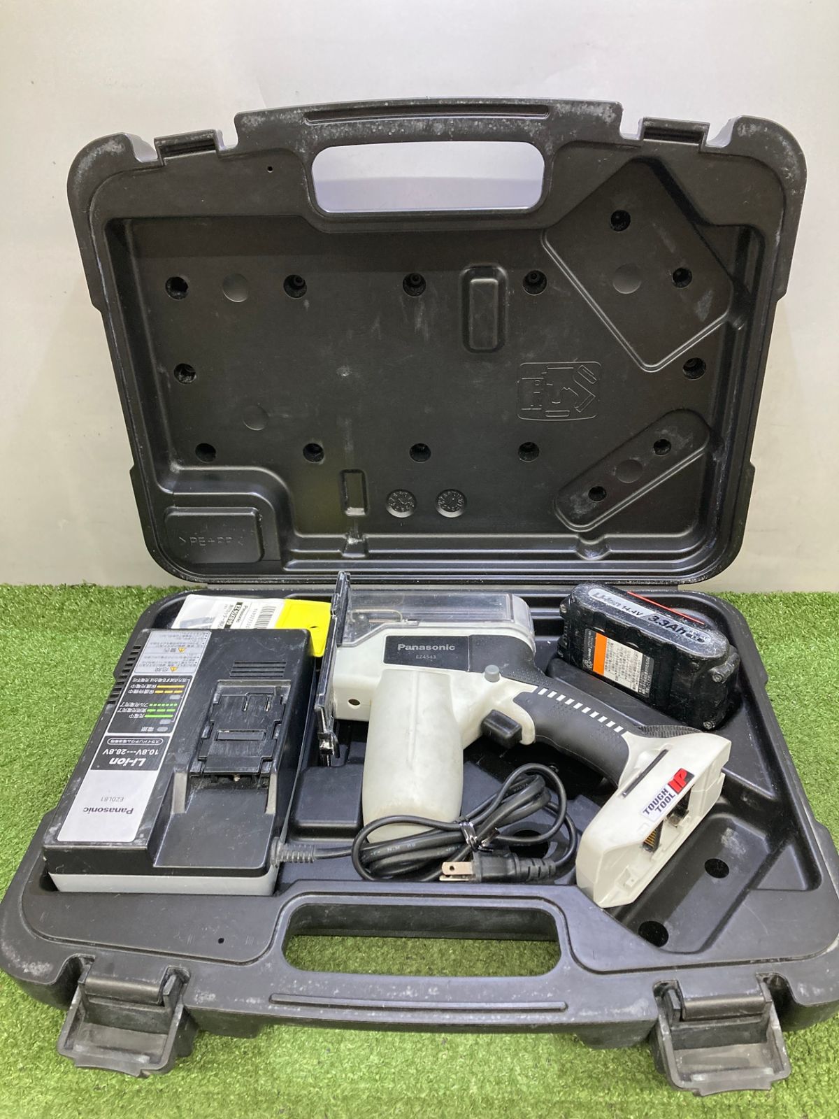 品 0921 Panasonic 充電角穴カッター EZ4543LE1S-B ITKPZA2MZ1US