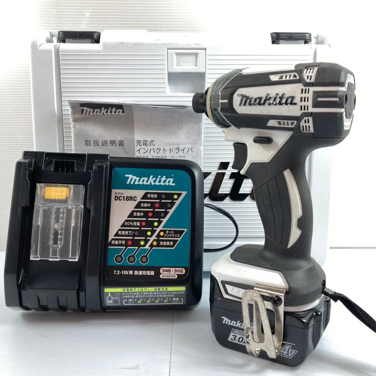 MAKITA マキタ 充電式インパクトドライバ 14.4v 3.0Ah TD138D ホワイト 