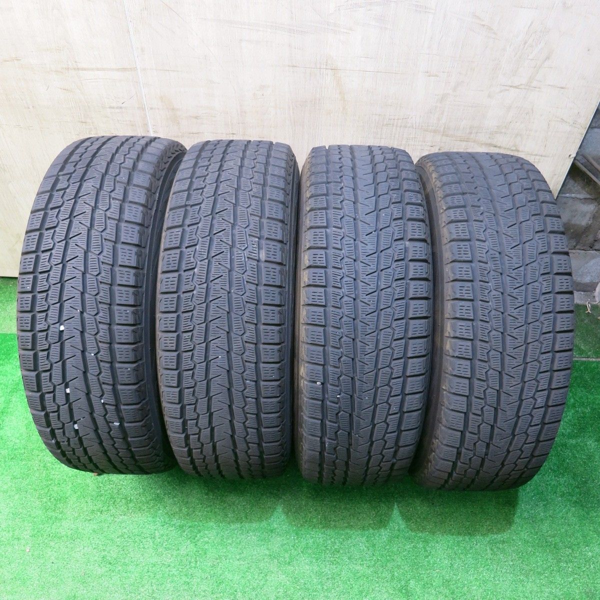 センサー付！キレイ☆レクサス NX 純正 225/65R17 スタッドレス 