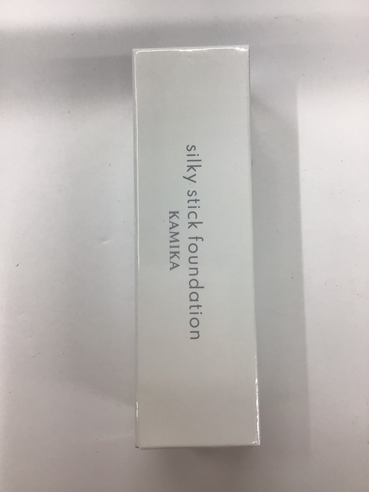 J800 KAMIKA カミカ シルキースティック ファンデーション ホワイト