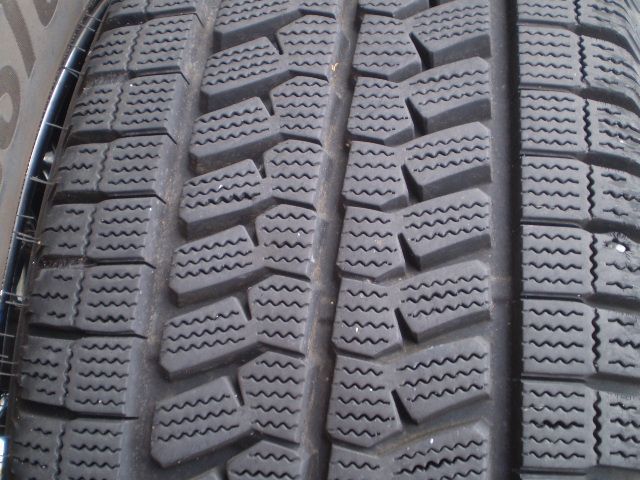 スタッドレスタイヤ＆LEXANI