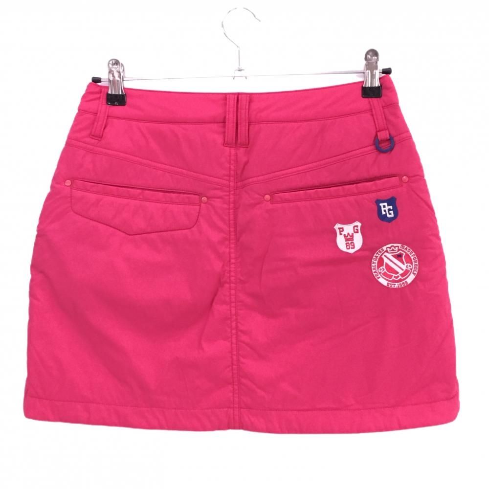 パーリーゲイツ　中綿ワッペンスカート　赤00 パーリーゲイツ 中綿スカート ピンク ロゴネイビー 複数ワッペン
