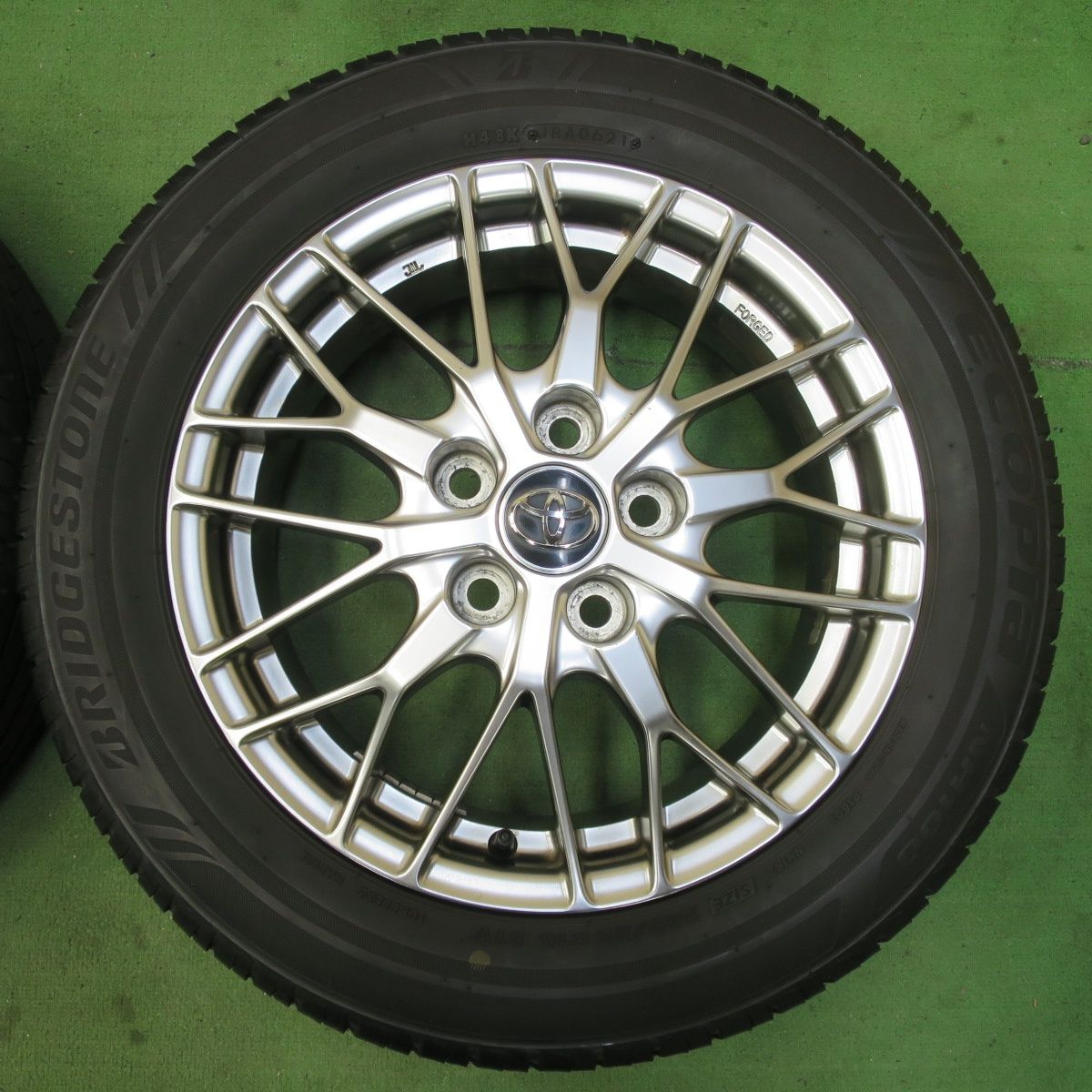 バリ溝！21年！キレイ！9.5分☆トヨタ 80系 ノア ヴォクシー