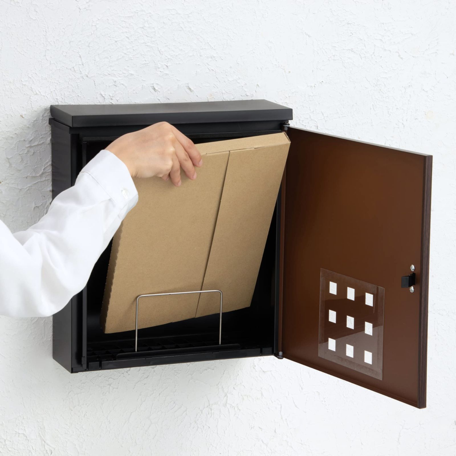 新着商品 FHM-220 MBK 木目調 おしゃれ メール便対応対応 角形2号封筒対応 上入れ前出し スチール製 壁掛け ポスト グリーンライフ MARWIL-DEMENAGEMENTS_CH