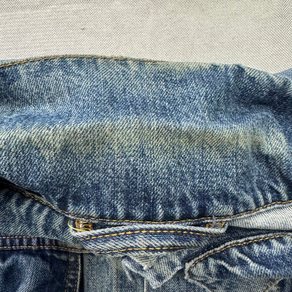 EURO Levis