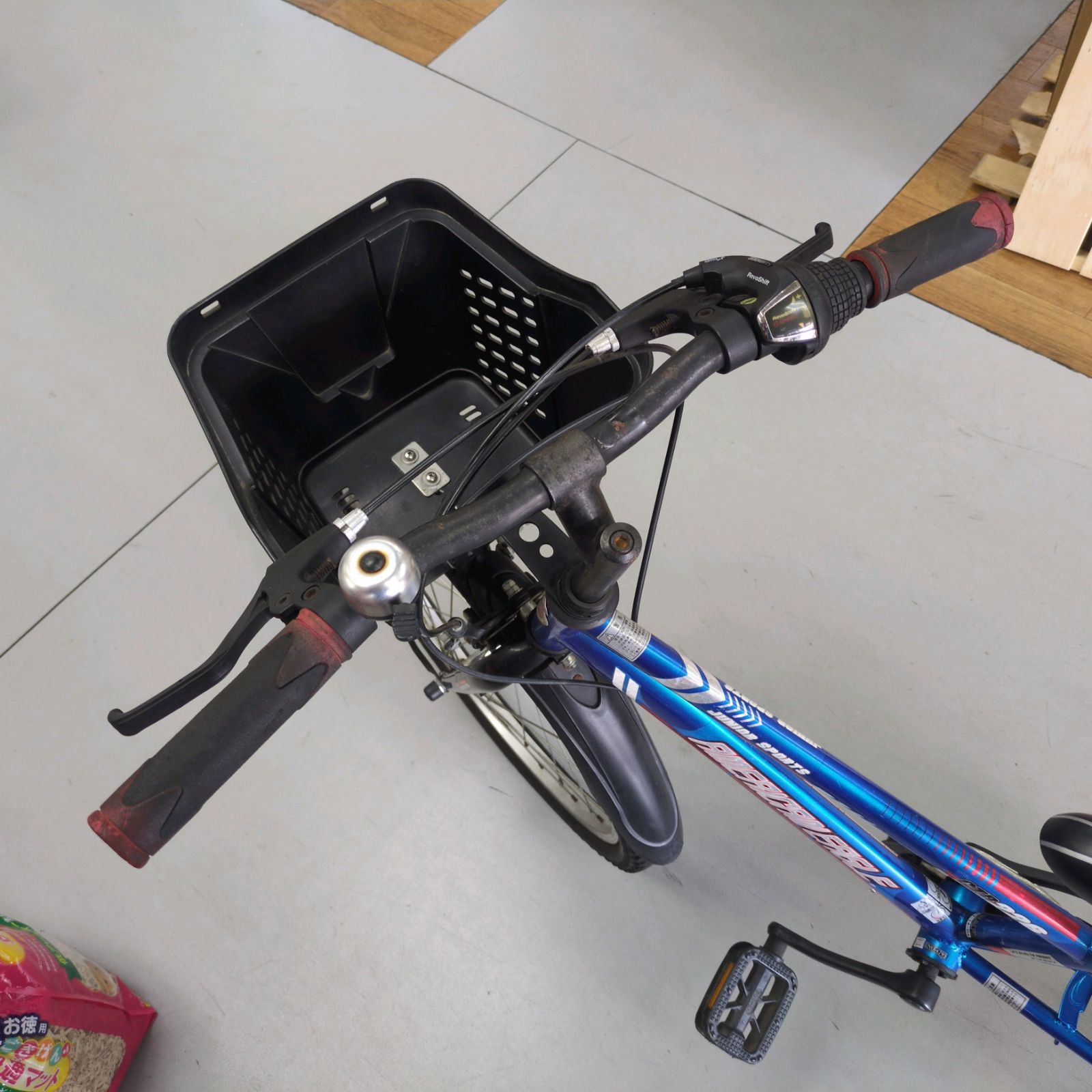 J564 ★サビキズ使用感★子供自転車★AMERICAN EAGLE★22インチ J564 ☆サビキズ使用感☆子供自転車☆AMERICAN EAGLE☆22インチ 店舗