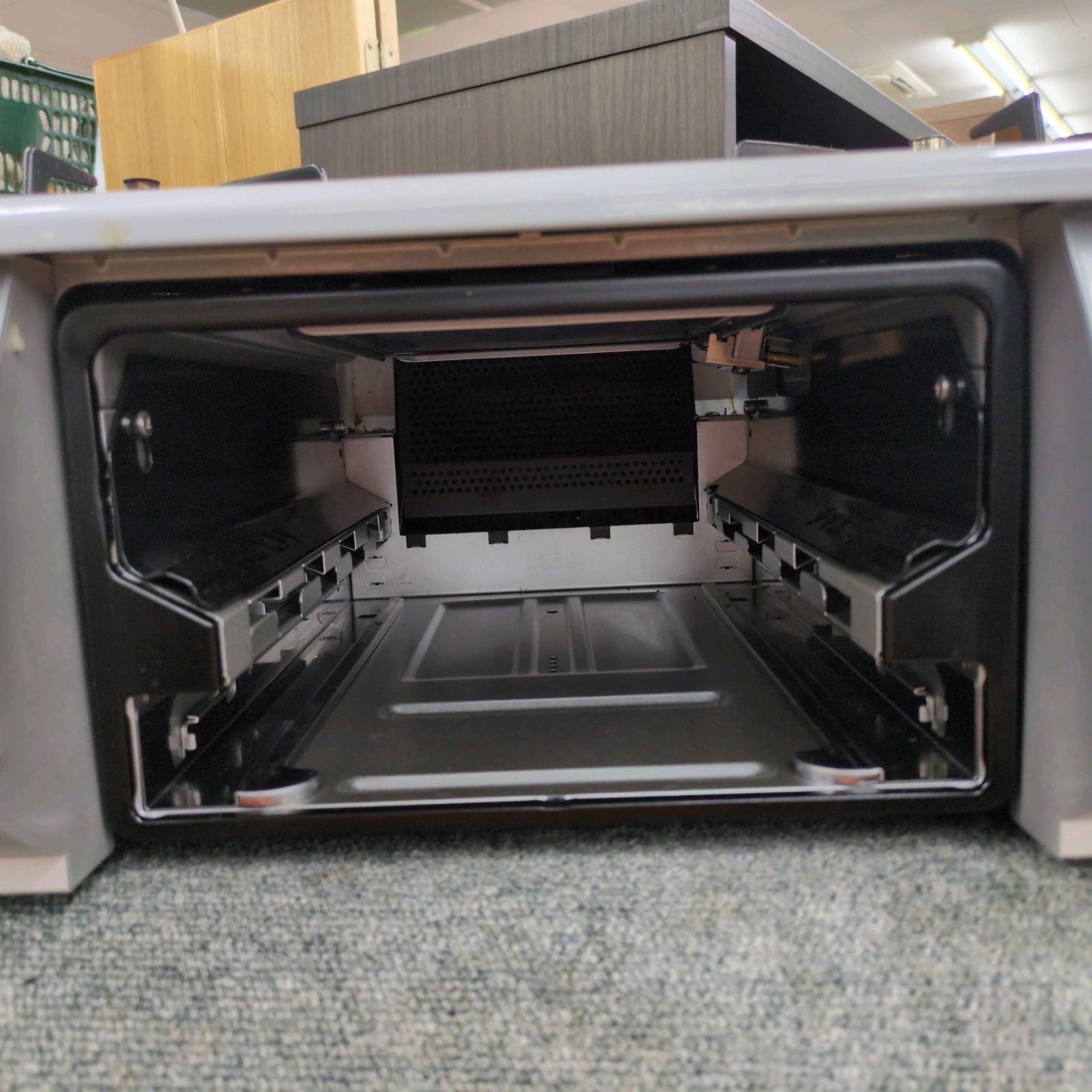 J068 ☆左側面スリキズ有り☆ノーリツ☆2019年製☆都市ガスコンロ☆水