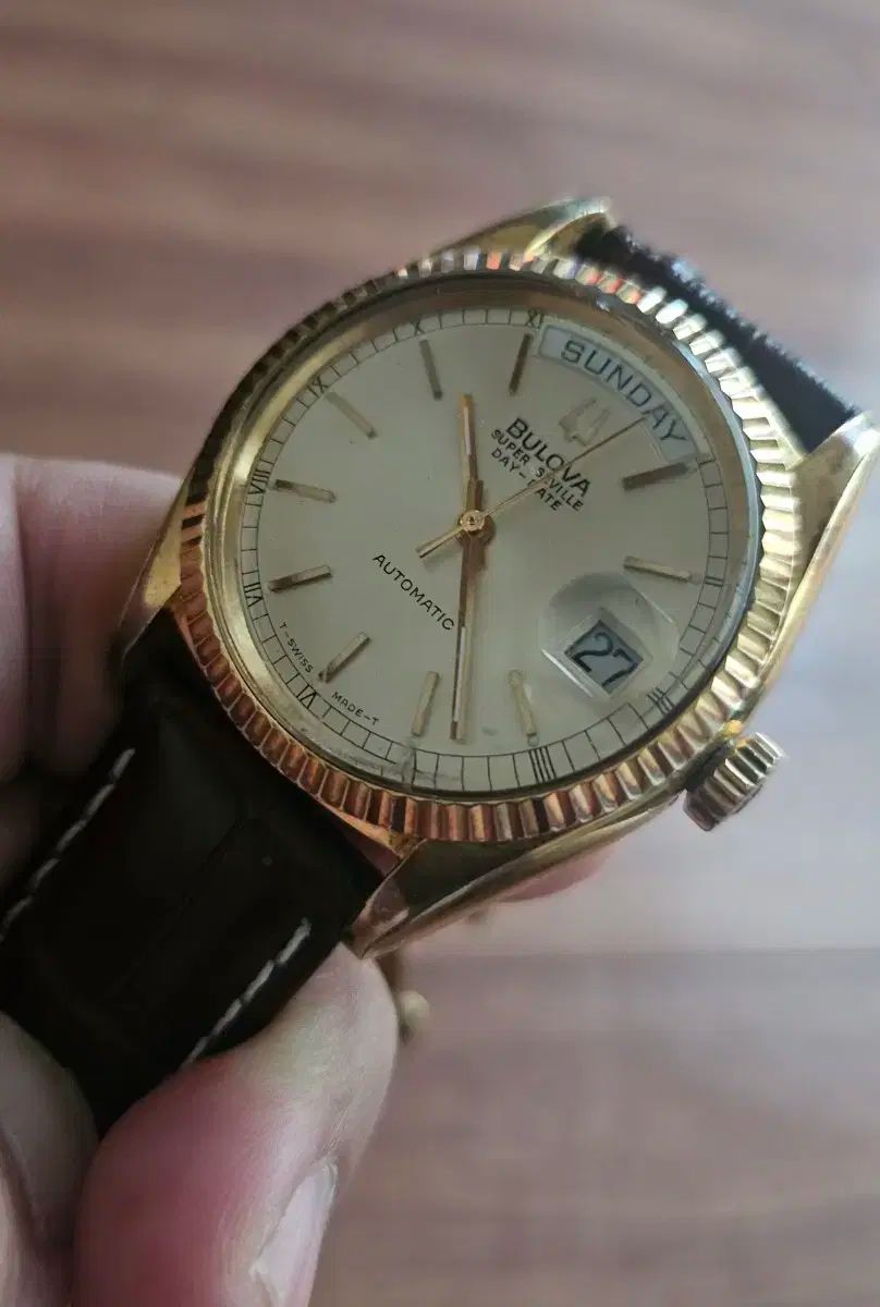 BULOVA