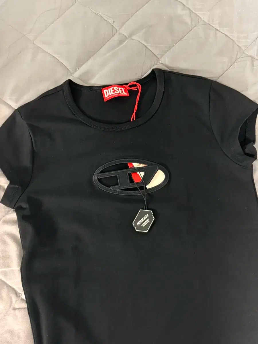 ★DIESEL★ピカブ ロゴ 半袖 Tシャツ 半袖Tシャツ DIESEL(ディーゼル) dsJ01768KYAXV-ディーゼル