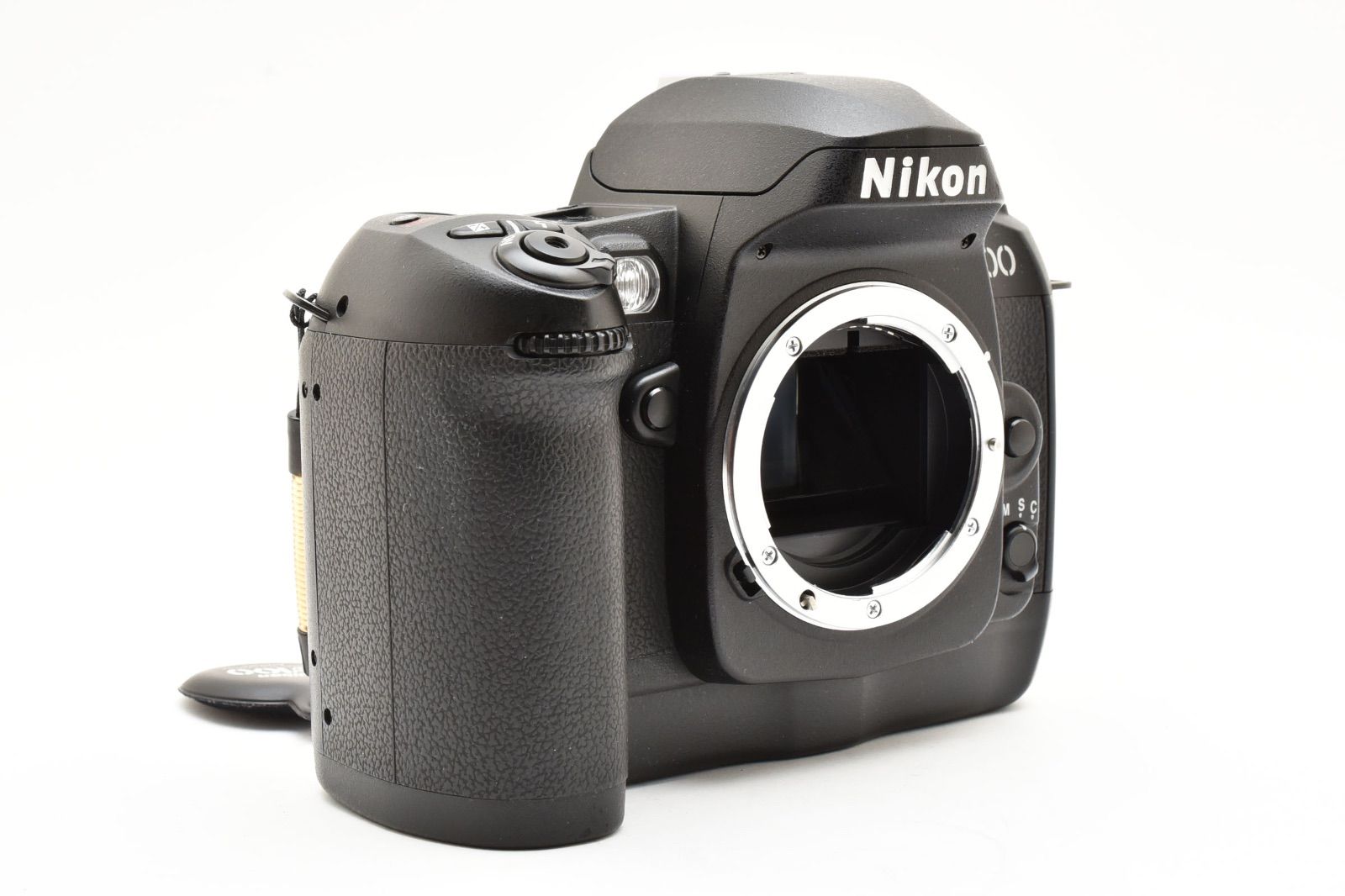 ☆良品☆ Nikon ニコン D100 ボディ デジタル一眼レフカメラ