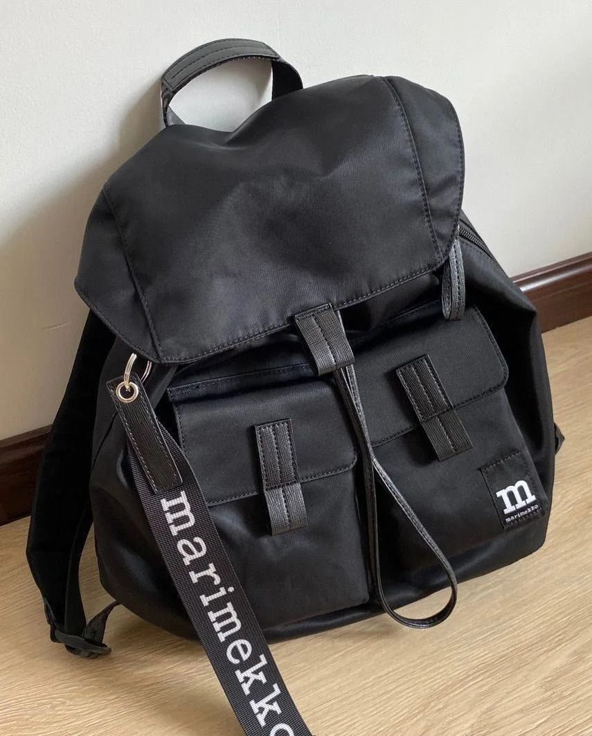 MARIMEKKO EVERYTHING BACKPACK L Solid マリメッコ バックパック リュック ブラック L