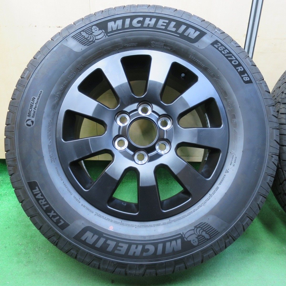 ランクル250 純正タイヤ　ミシュラン　LTX TRAIL 265/70R 18 ランクル250 純正タイヤ ミシュラン LTX TRAIL 265/70R 18 ミシュラン