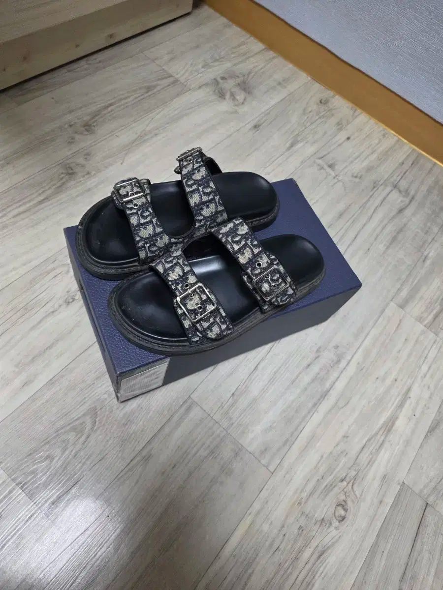 アズビル製SVS010S20038（万里眼）位置決め用画像センサ 楽天