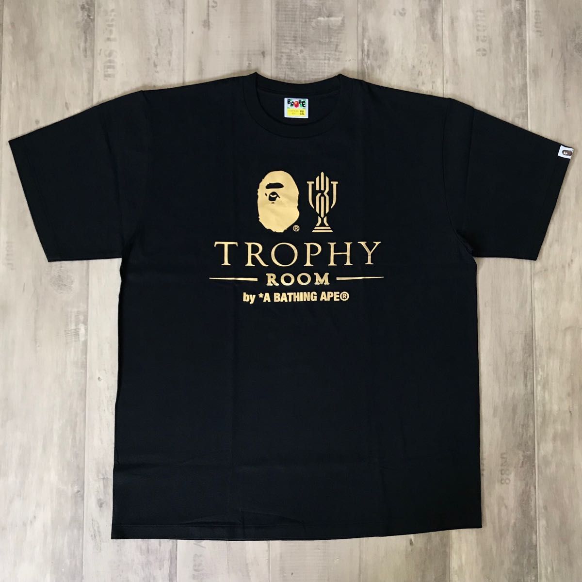 BAPE TROPHY ROOM Tシャツ ベイプ 000000000182 - メルカリ